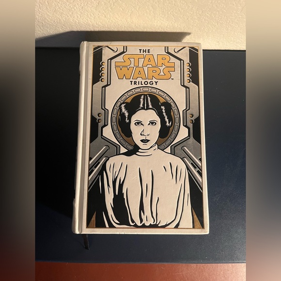 Star Wars Other - Star Wars Trilogy Hardcover Book 🛸🛸🛸🛸🛸🛸🛸🛸🛸🛸🛸🛸🛸🛸🛸🛸🛸🛸🛸🛸